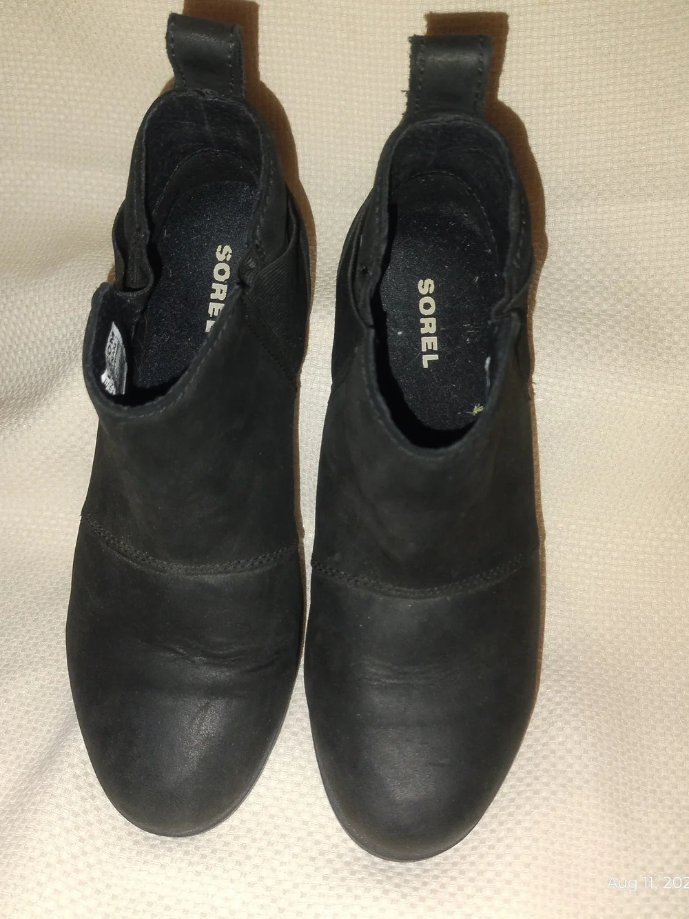 Sorel Emelie Size 6 Chelsea Boots